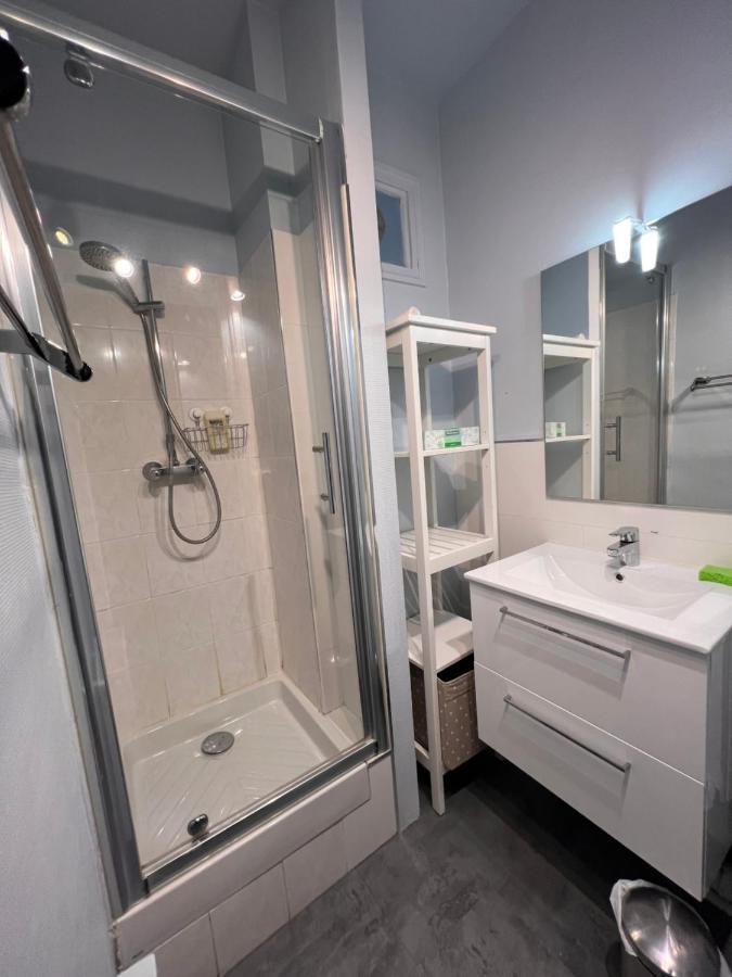 4 People+Free Street Parking+Cosy Centre Ville Apartamento Ruan Exterior foto