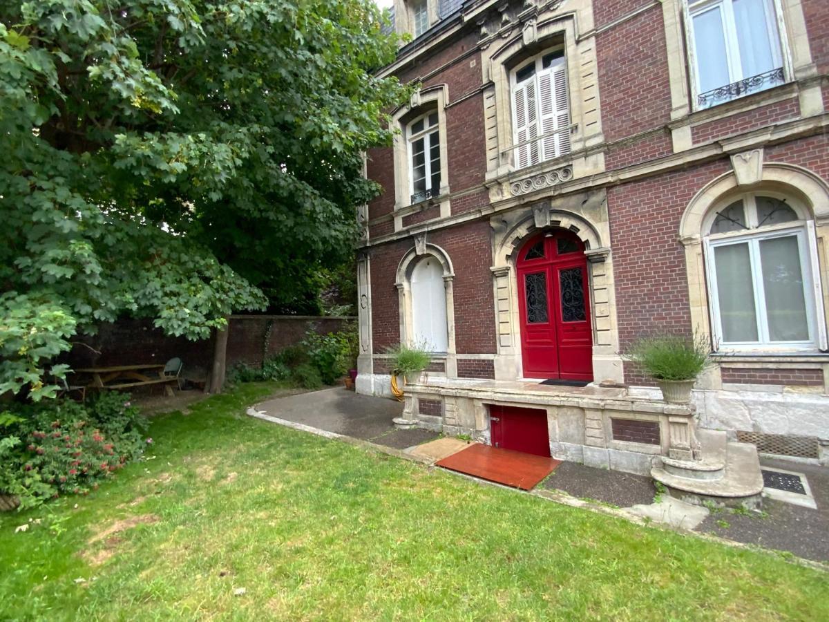 4 People+Free Street Parking+Cosy Centre Ville Apartamento Ruan Exterior foto